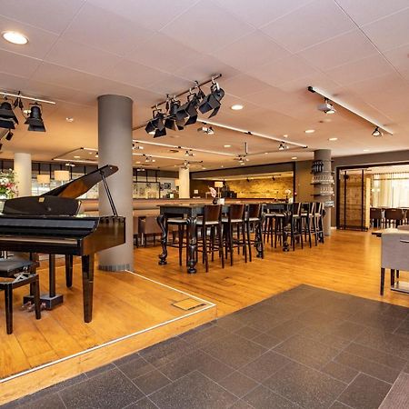 阿默斯福特弗莱彻餐厅酒店 外观 照片